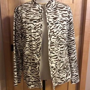 CHICOS!  Trendy, Classy, Fun Animal Print Blazer